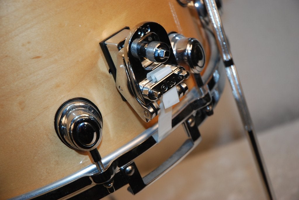 Adams 8000 floortom voorzien van DW snare mechaniek 14x12", Gebruikt, ., Drums of Percussie, Ophalen of Verzenden
