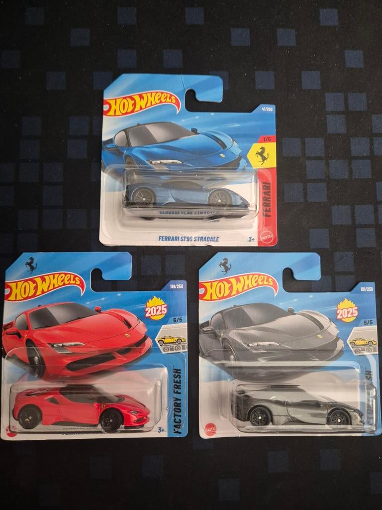 Hot Wheels Ferrari SF90 Stradale (3 stuks), 1:50 of kleiner, Auto, Zo goed als nieuw, Ophalen