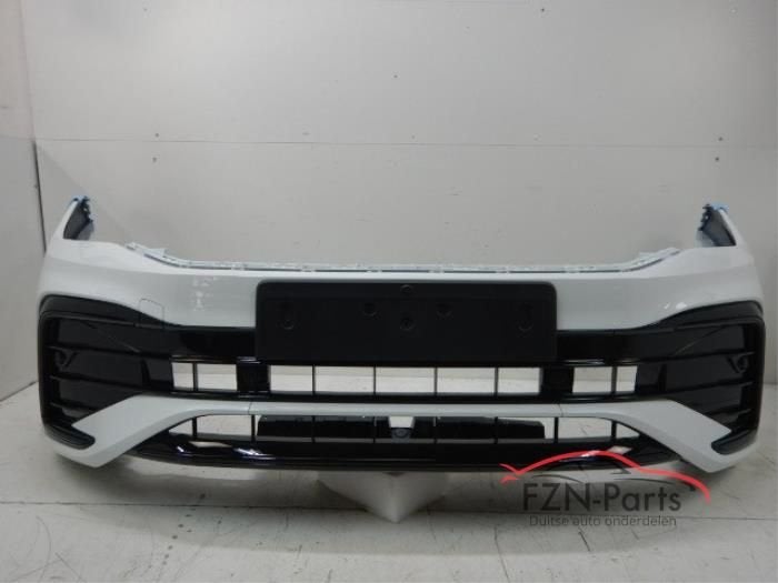 VW Tiguan 5NA Facelift R-line Voorbumper Blackline 6PDC LC9A, Ophalen of Verzenden, Gebruikt, Voor, Bumper