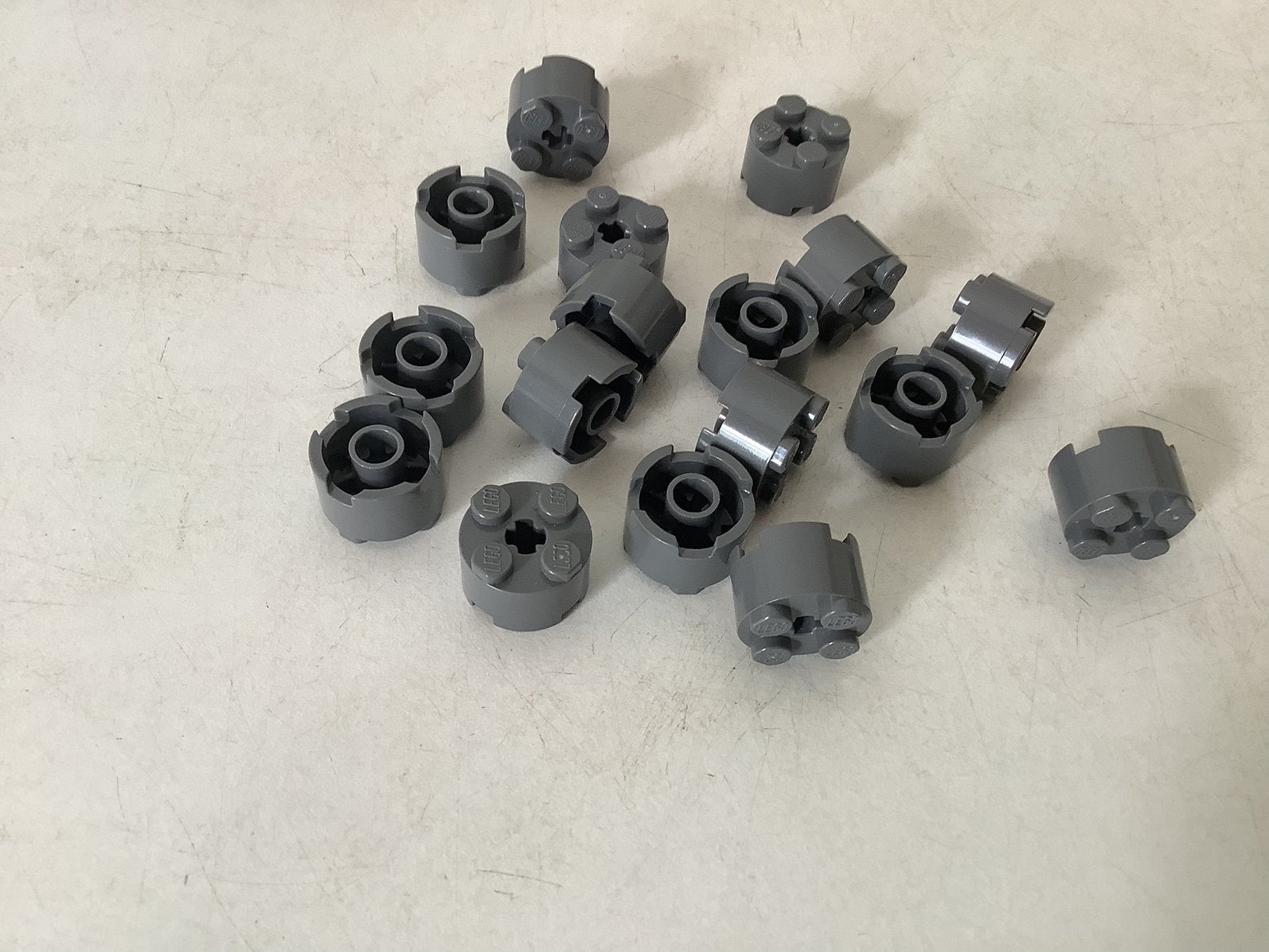 Lego steen 2x2 rond met asgat donker grijs, Ophalen of Verzenden, Gebruikt, Losse stenen, Lego