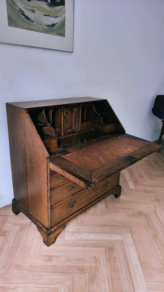 Antieke 18e Eeuwse Engelse Ladekast / Bureau, Ophalen