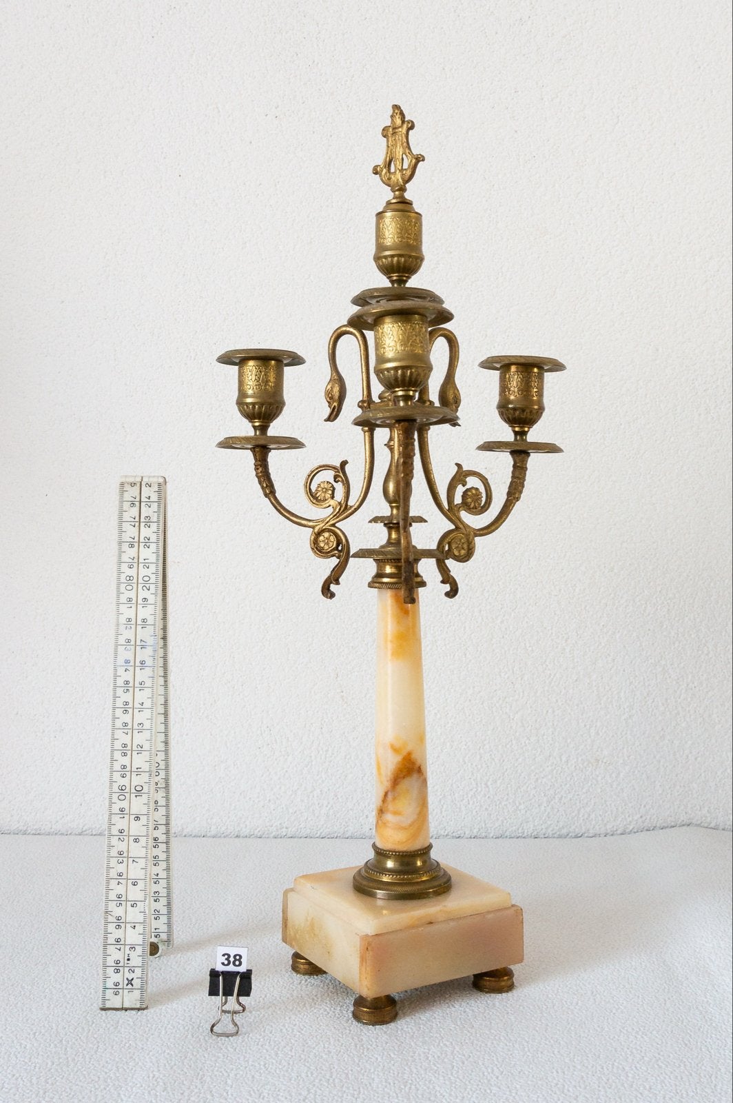Antieke kandelaar van brons en marmer, Ophalen, Koper of Brons