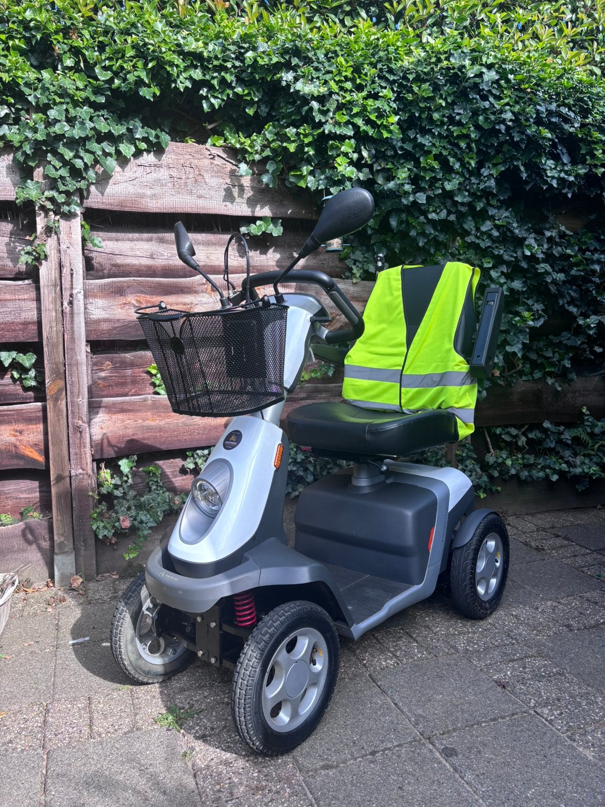 Scootmobiel zgan, Diversen, Ophalen, Zo goed als nieuw, 16 t/m 25 km, 16 km/u of meer