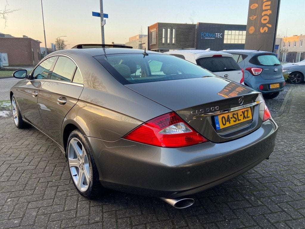 Mercedes-Benz CLS-klasse 500|YoungTimer|NL-Auto|NieuwStaat!, Auto's, Mercedes-Benz, Achterwielaandrijving, Gebruikt, Bedrijf, Automatische klimaatregeling