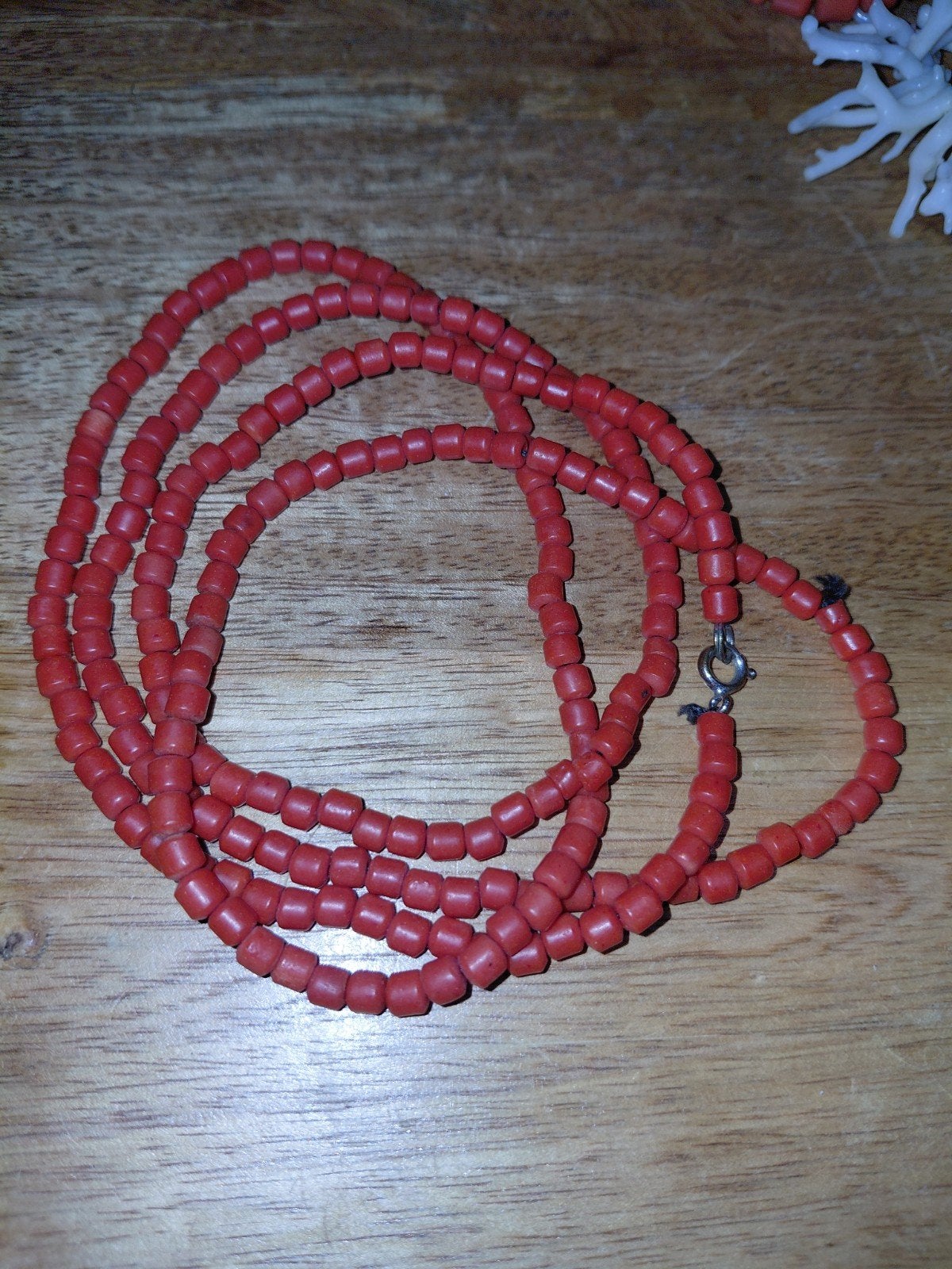 Lange Vintage bloedkoraal ketting, Sieraden, Tassen en Uiterlijk, Ophalen, Overige materialen, Ketting, Met edelsteen