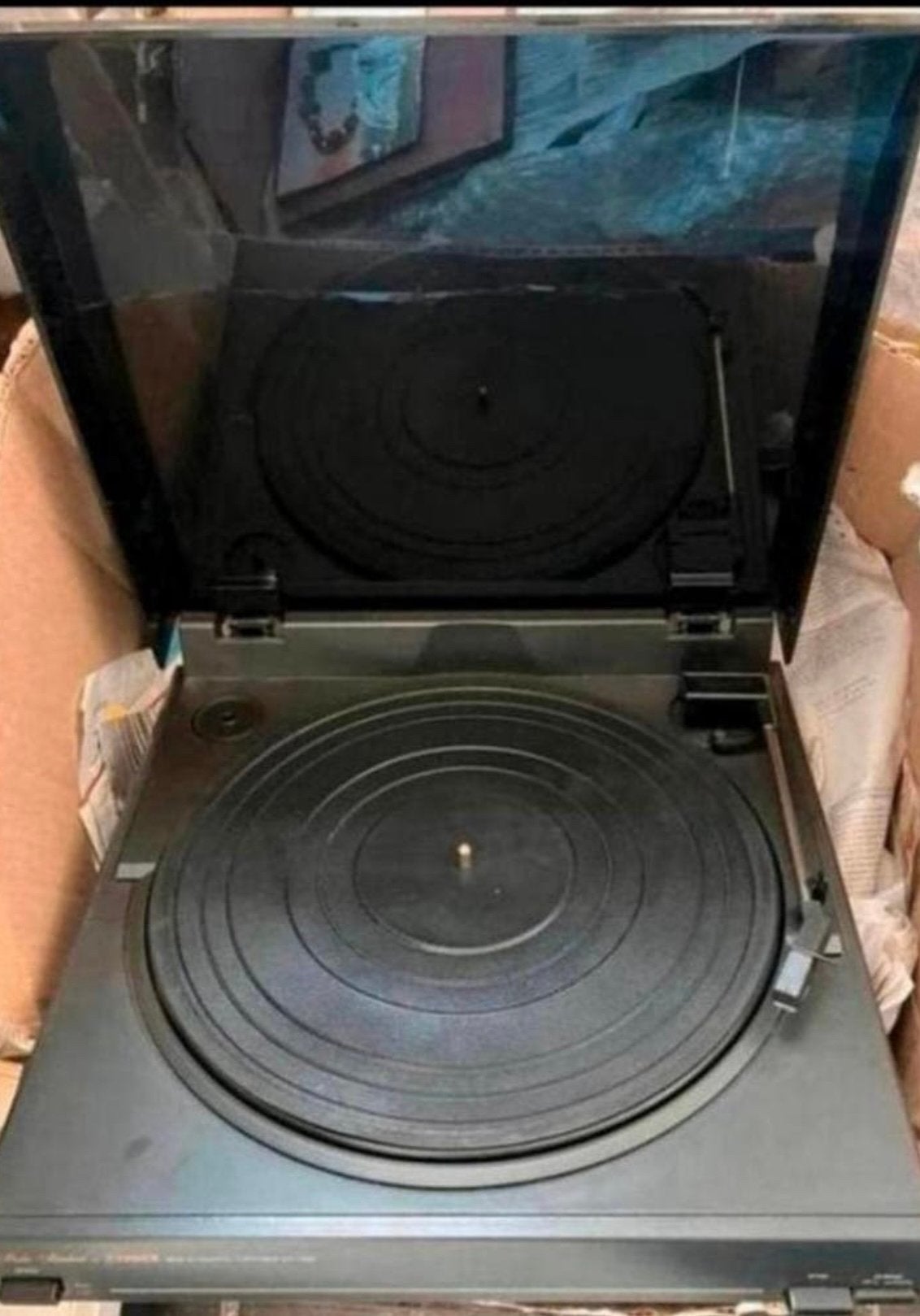FISHER TURNTABLE ,MOOIE GOED WERKENDE PLATENSPELER!!!, Ophalen of Verzenden, Zo goed als nieuw, Platenspeler, Overige merken
