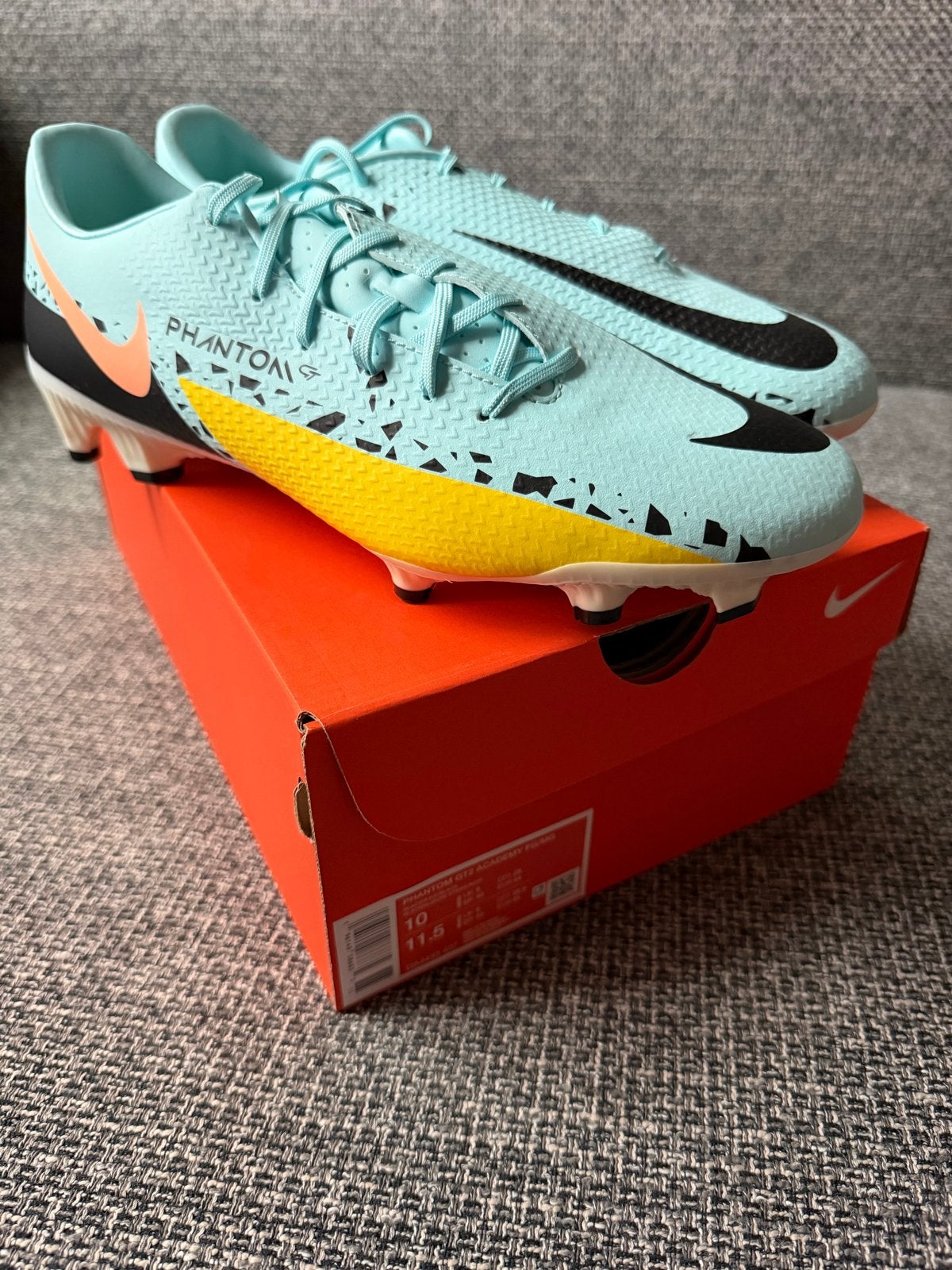 Nike Phantom GT2 Academy FG/MG - Maat 44 - Nieuw in doos, Overige kleuren, Sportschoenen, Nieuw, Ophalen of Verzenden