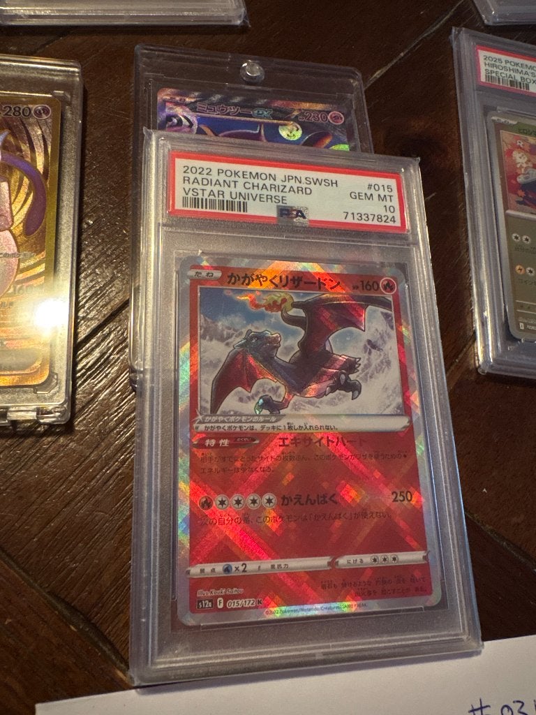 2022 RADIANT CHARIZARD #015 PSA 10, Hobby en Vrije tijd, Ophalen of Verzenden, Zo goed als nieuw, Losse kaart