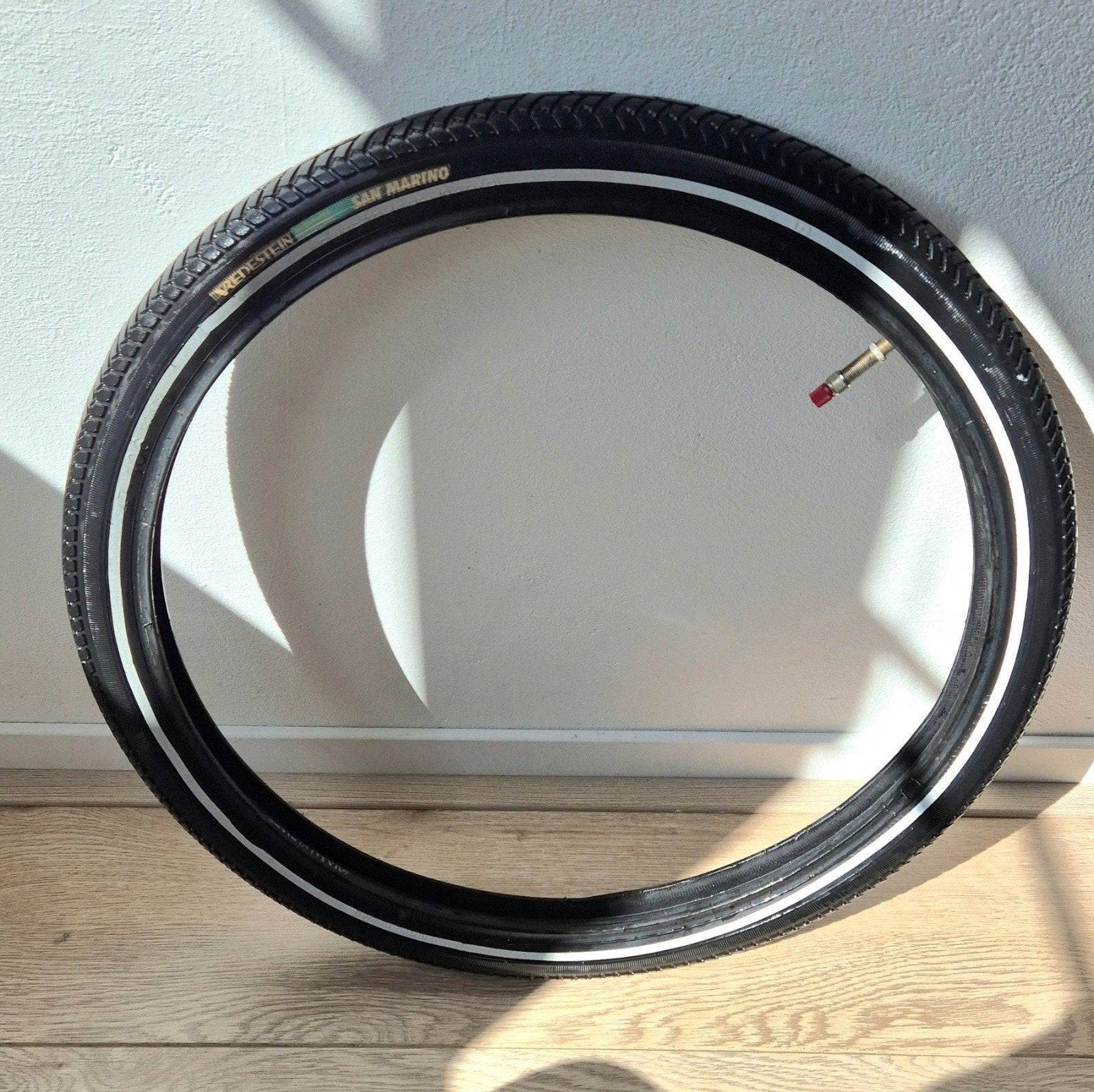 20 inch VREDESTEIN fietsband incl. binnenband, Ophalen, Vredestein, Band, Zo goed als nieuw
