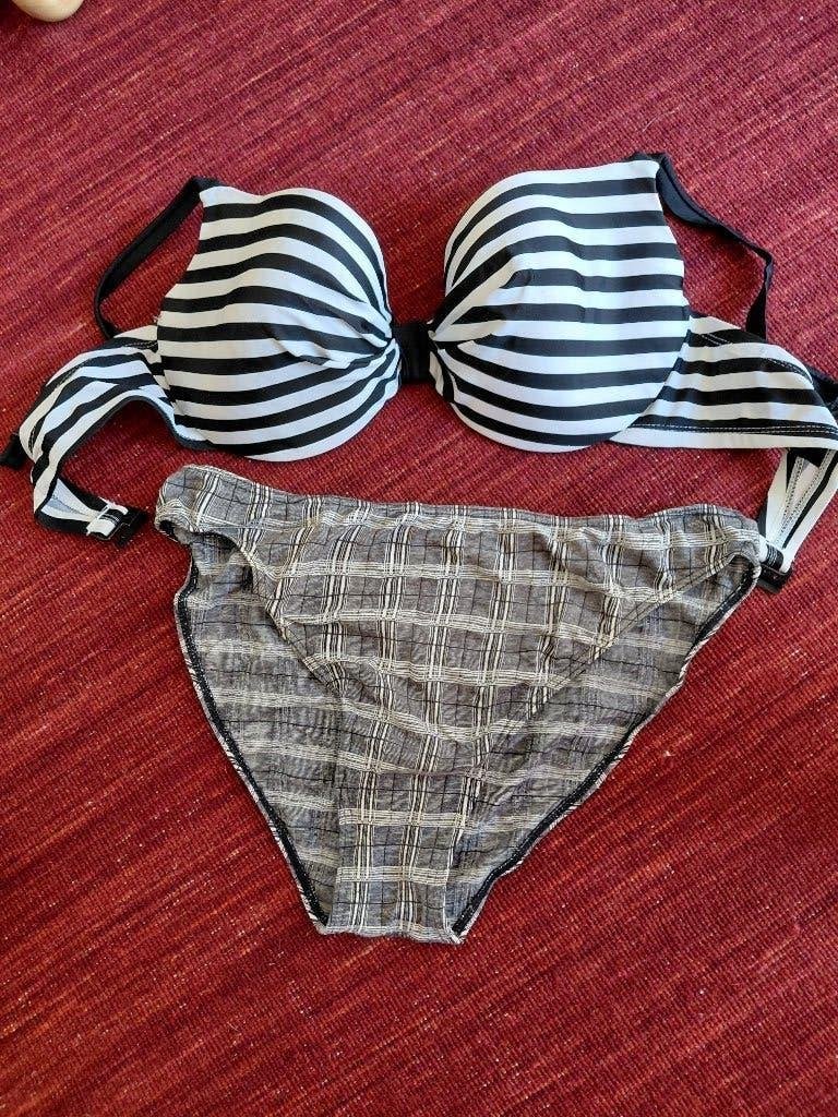 bikini maat 42 - 85D, Kleding | Dames, Badmode en Zwemkleding, Ophalen of Verzenden, Zo goed als nieuw, Zwart, Bikini