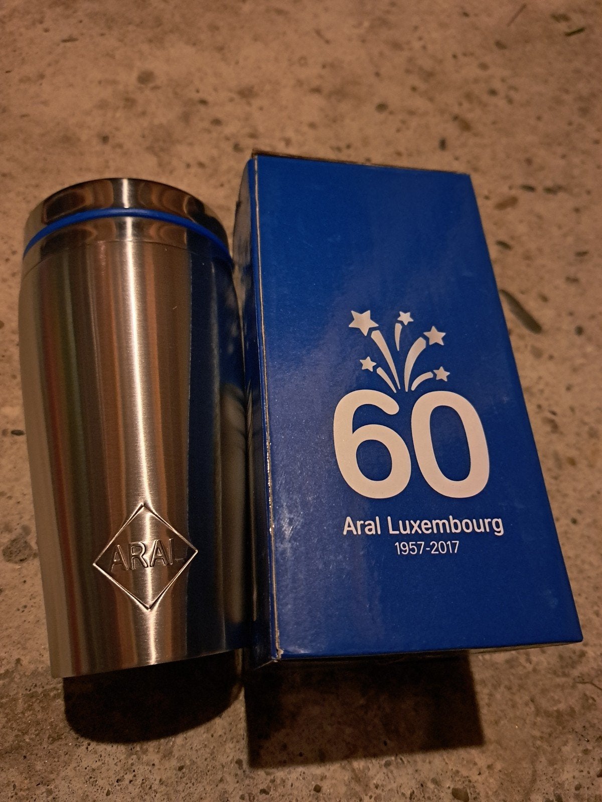 Aral thermosbeker. Jubileum uitgave,  Aral 60 jarig bestaan., Ophalen of Verzenden, Nieuw