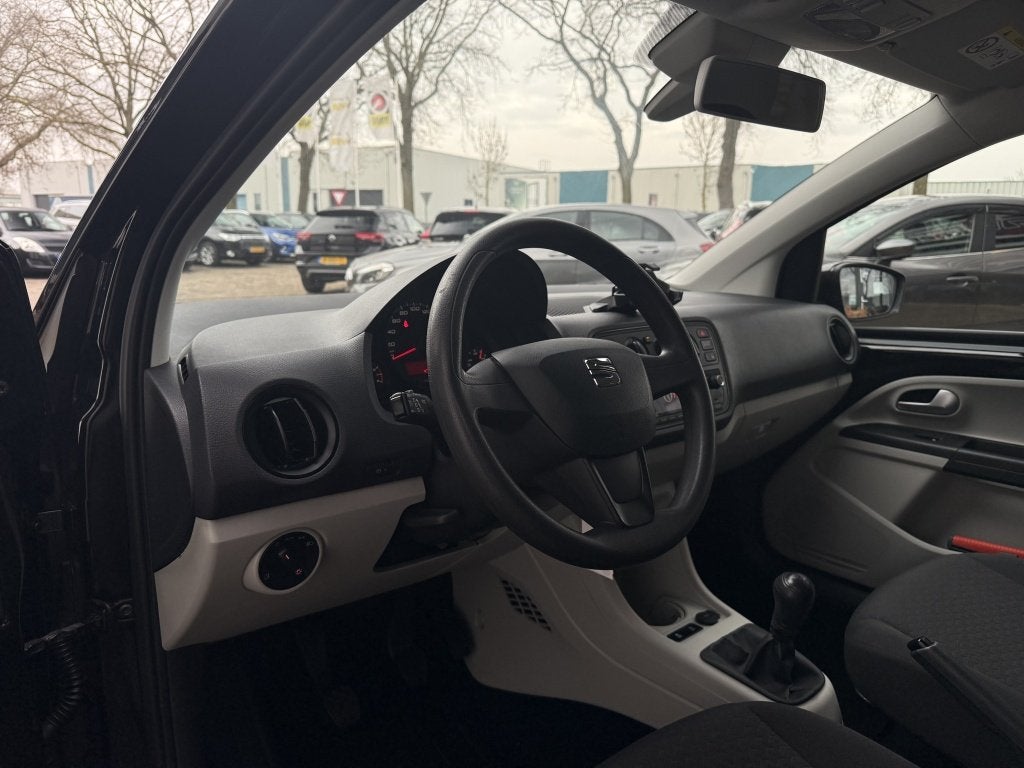 SEAT Mii 1.0 Style Intense stoelvw/cruise/pdc (bj 2019), Auto's, Seat, Voorwielaandrijving, Electronic Stability Program (ESP)