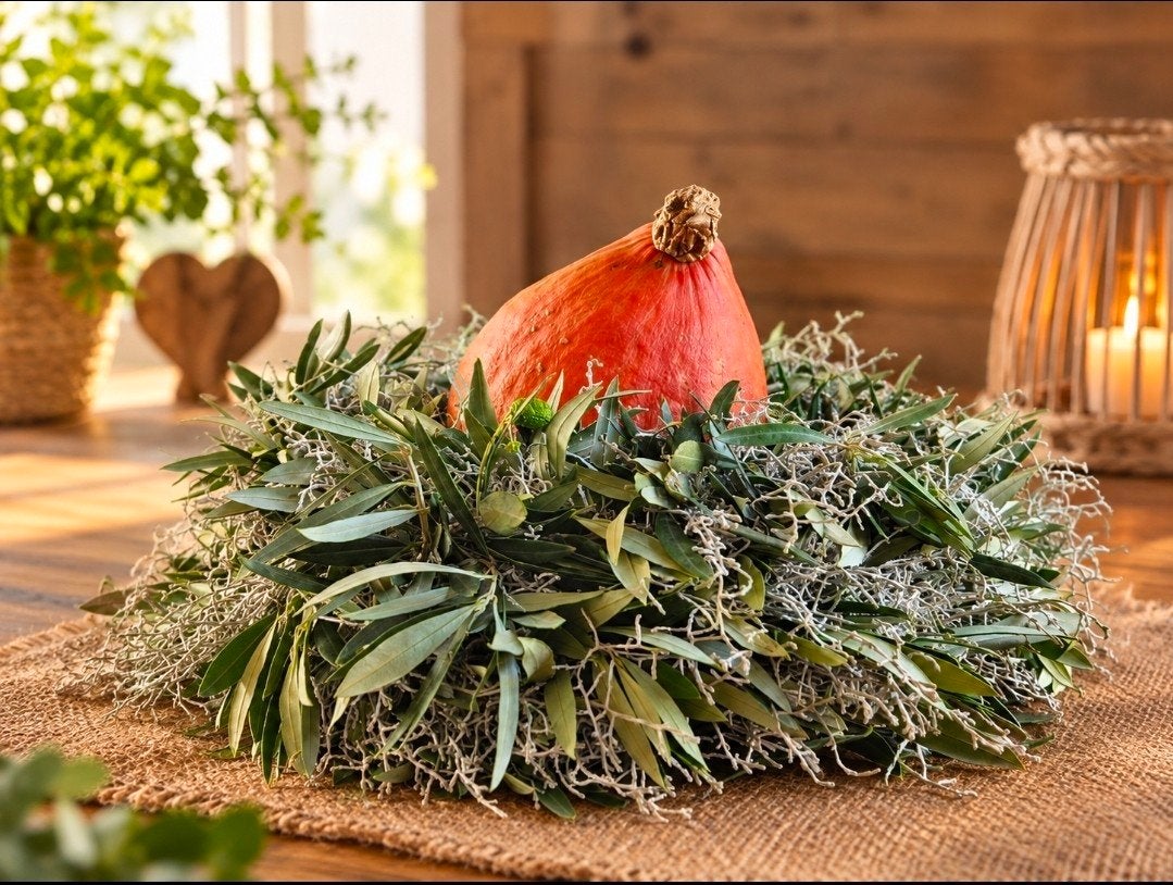 Herfstdecoratie met pompoen en olijftakken, Ophalen of Verzenden, Nieuw