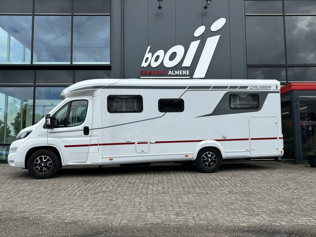 LMC Cruiser T 732 9 Traps Automaat, Caravans en Kamperen, Campers, Automaat, Fiat, Tot en met 2, Bedrijf