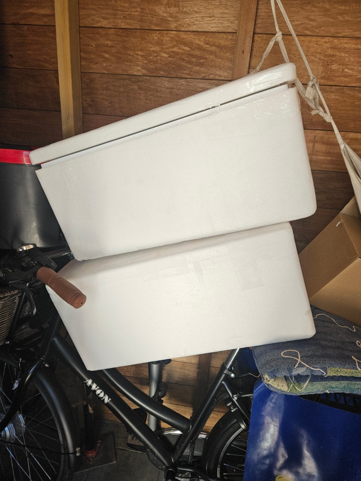 gratis 2 grote en 1 kleine foambox, Ophalen