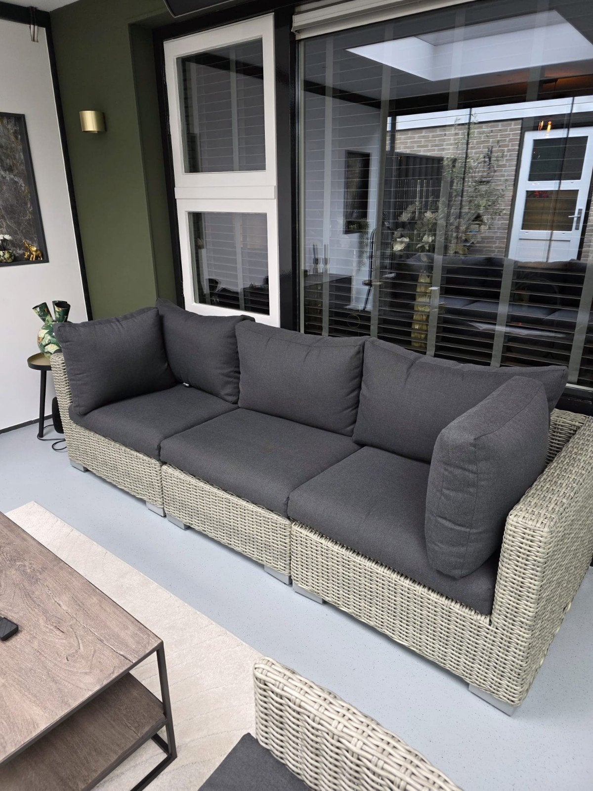 Moderne Wicker Loungeset met Donkergrijze Kussens, Tuin en Terras, Ophalen, Zo goed als nieuw, Loungeset, Wicker