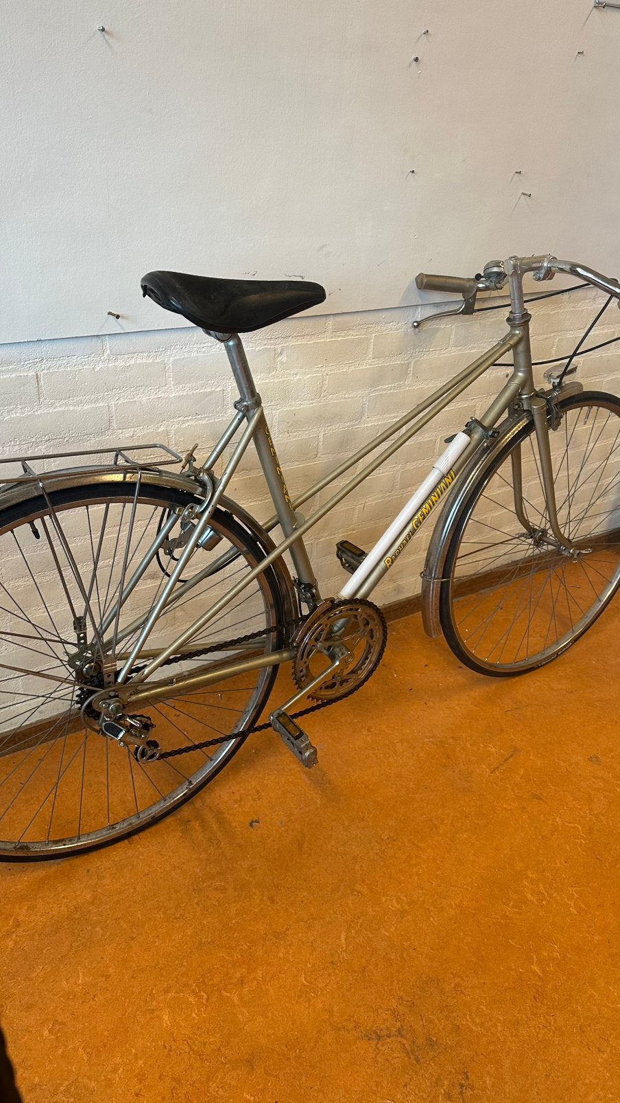 vintage Raphaël Geminiani sportfiets (Mixte) –100% origineel, 28 inch, 10 tot 15 versnellingen, Velgrem, Gemiani straat