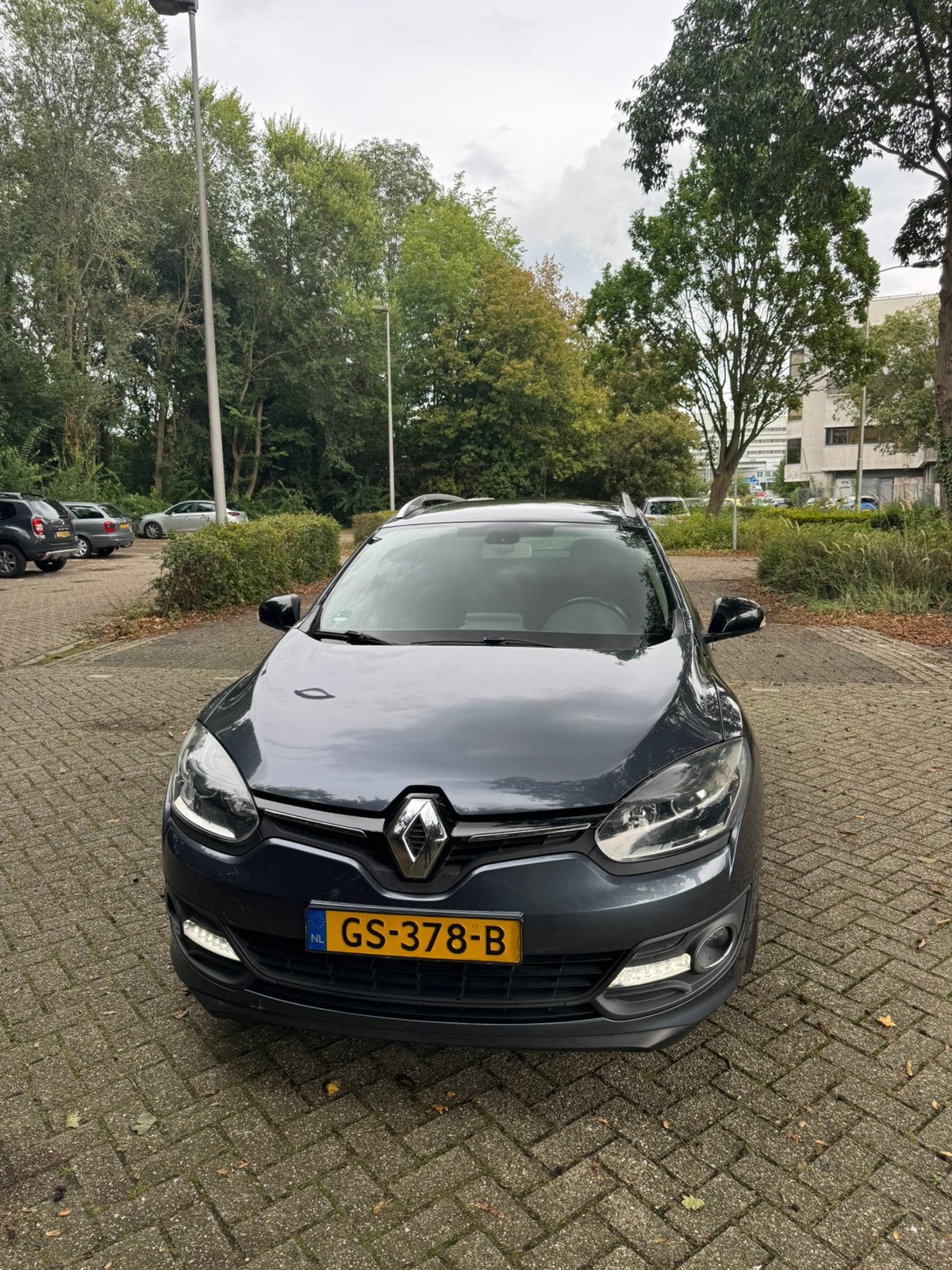 Renault Mégane 1.2 TCE 85KW Energy Estate 2015 Grijs, Auto's, Voorwielaandrijving, Stof, 4 cilinders, 1197 kg