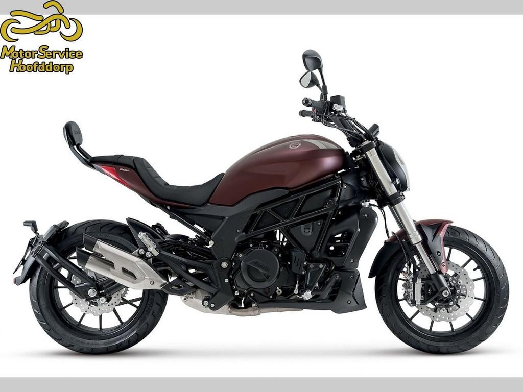 BENELLI 502 C Cruiser ABS A2 ACTIE ACTIE (bj 2026), Motoren, 499 cc, 4 cilinders, Motorrijbewijs A, Bedrijf