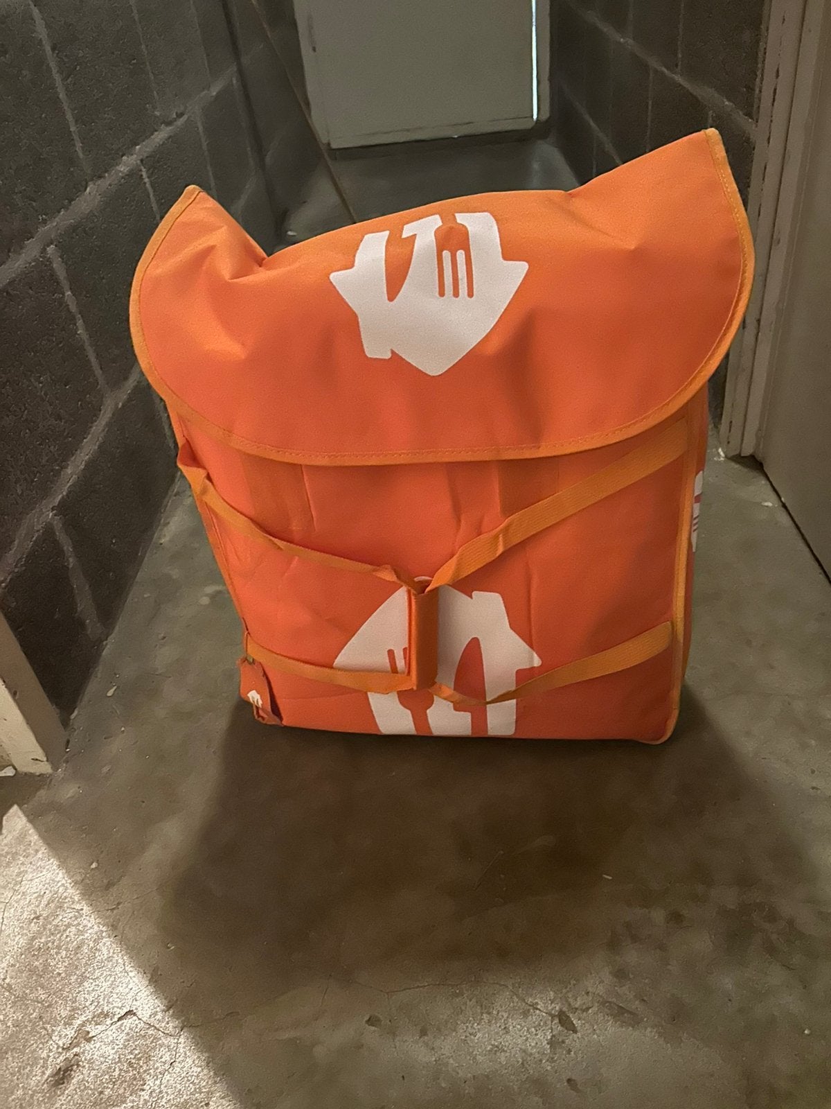 Thuisbezorgd tas, Ophalen, Zo goed als nieuw