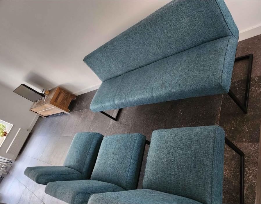 Eetkamer set - 3 stoelen + zitbank, Ophalen, Drie, Blauw, Zo goed als nieuw