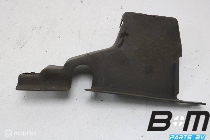 Bodembeschermplaat achter VW Transporter T5 7H0825215, Gebruikt