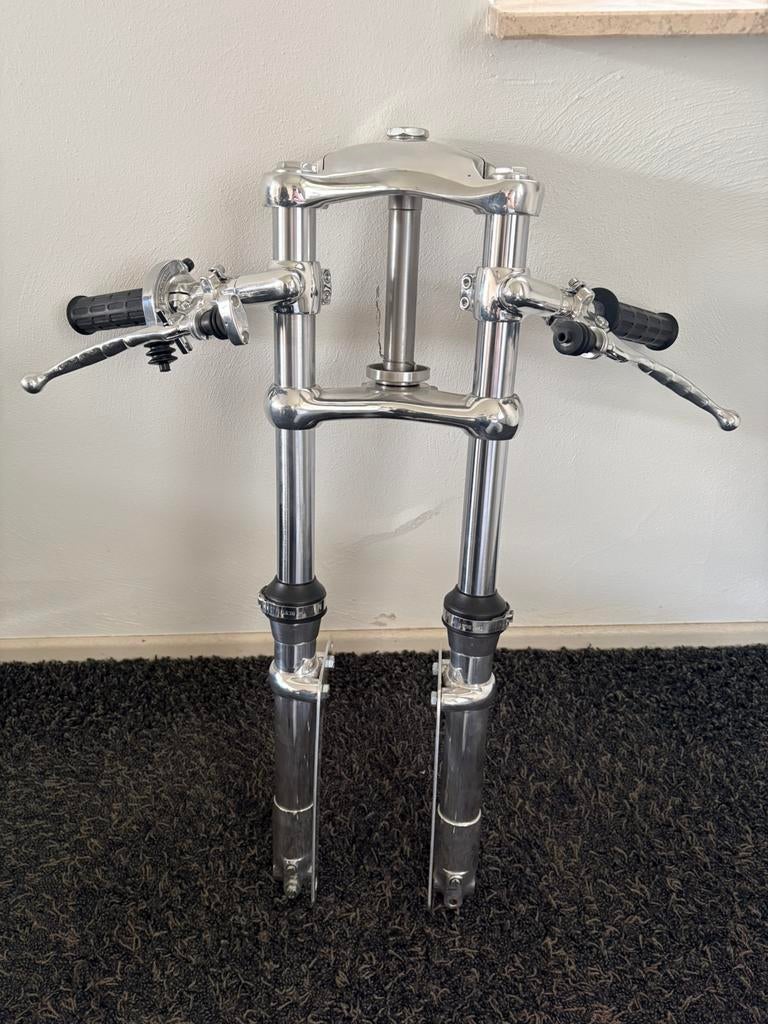 Ceriani gp voorvork 35 mm met spatbord (compleet), Motoren, Ophalen of Verzenden, Nieuw