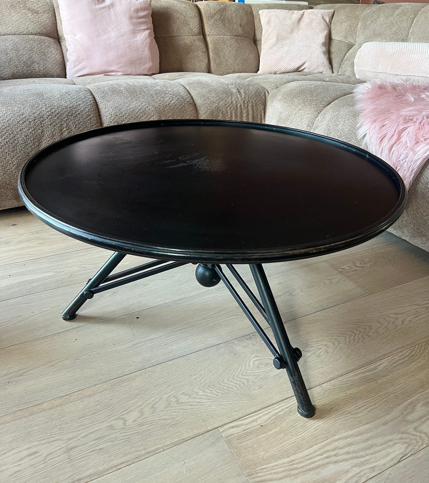 Dutchbone salontafel - Zwart metaal, industrieel design, Ophalen, Gebruikt, Rond, 50 tot 100 cm