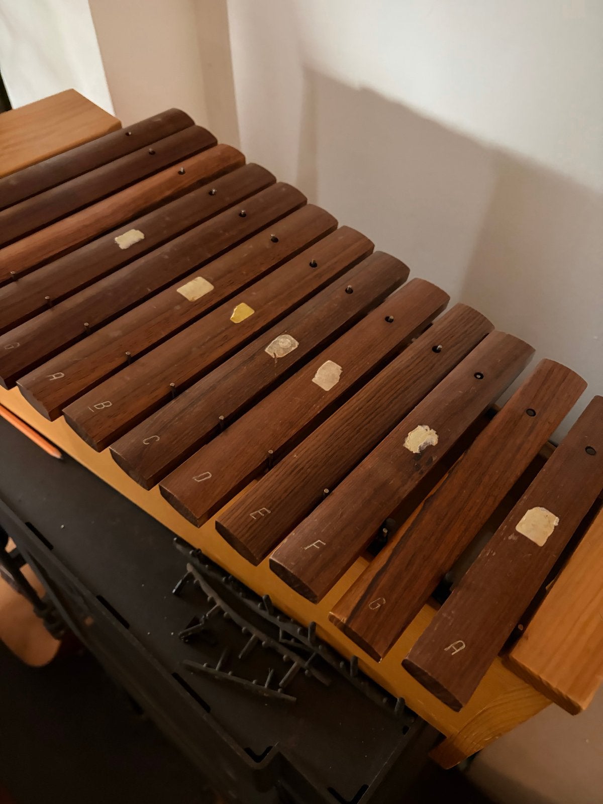 Gratis - voor flesje wijn. Twee houten xylofoons -, Ophalen of Verzenden, Gebruikt