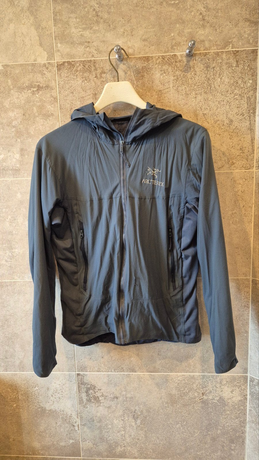 Arc'teryx windjack heren XS/T - Zo goed als nieuw, Blauw, Ophalen of Verzenden, Zo goed als nieuw, Arc'teryx