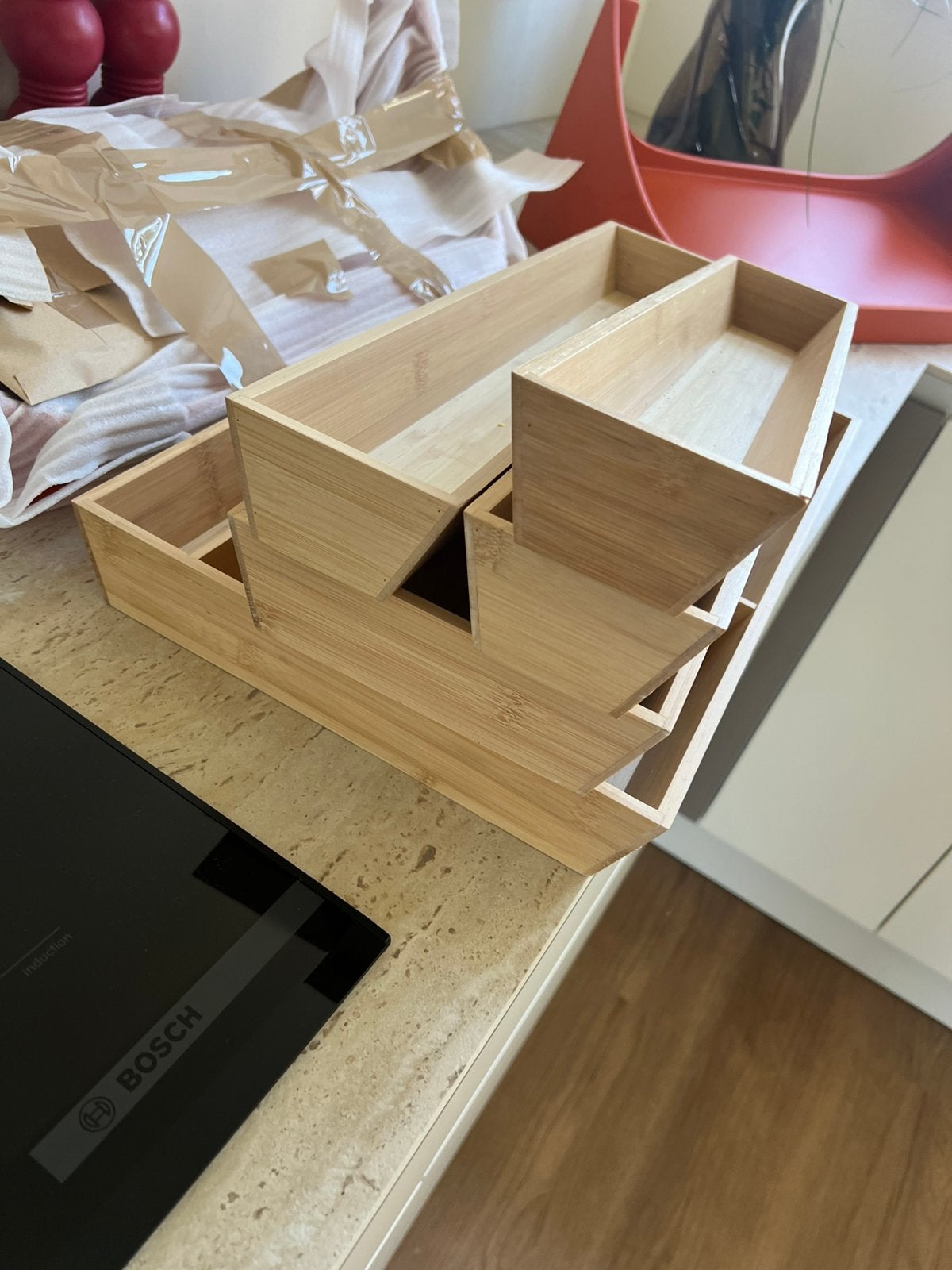 Bestekbakken van IKEA, Ophalen