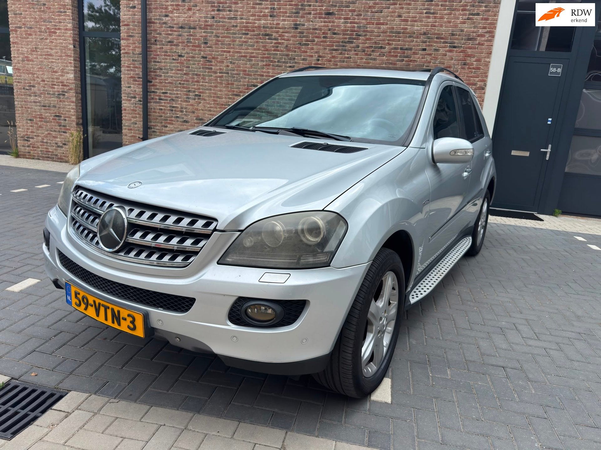 Mercedes-Benz M-klasse 420 CDI, Auto's, Automaat, Gebruikt, 8 cilinders, Bedrijf