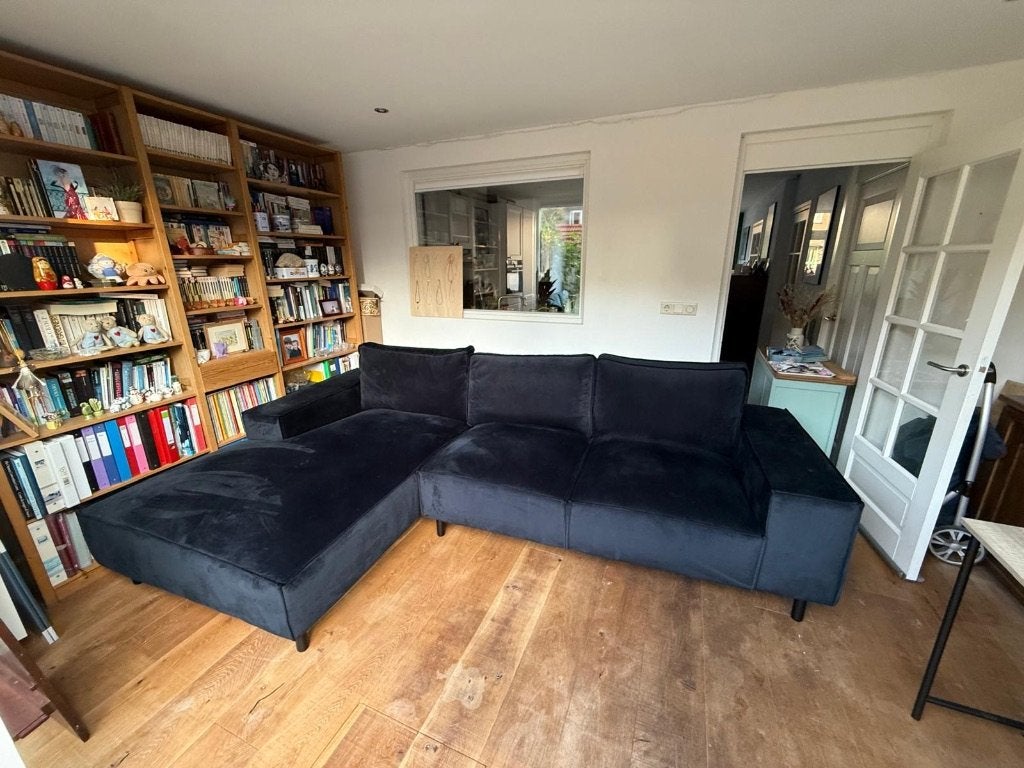 Grote zwarte bank met chaise longue, Ophalen, 100 tot 125 cm, 300 cm of meer, Zo goed als nieuw