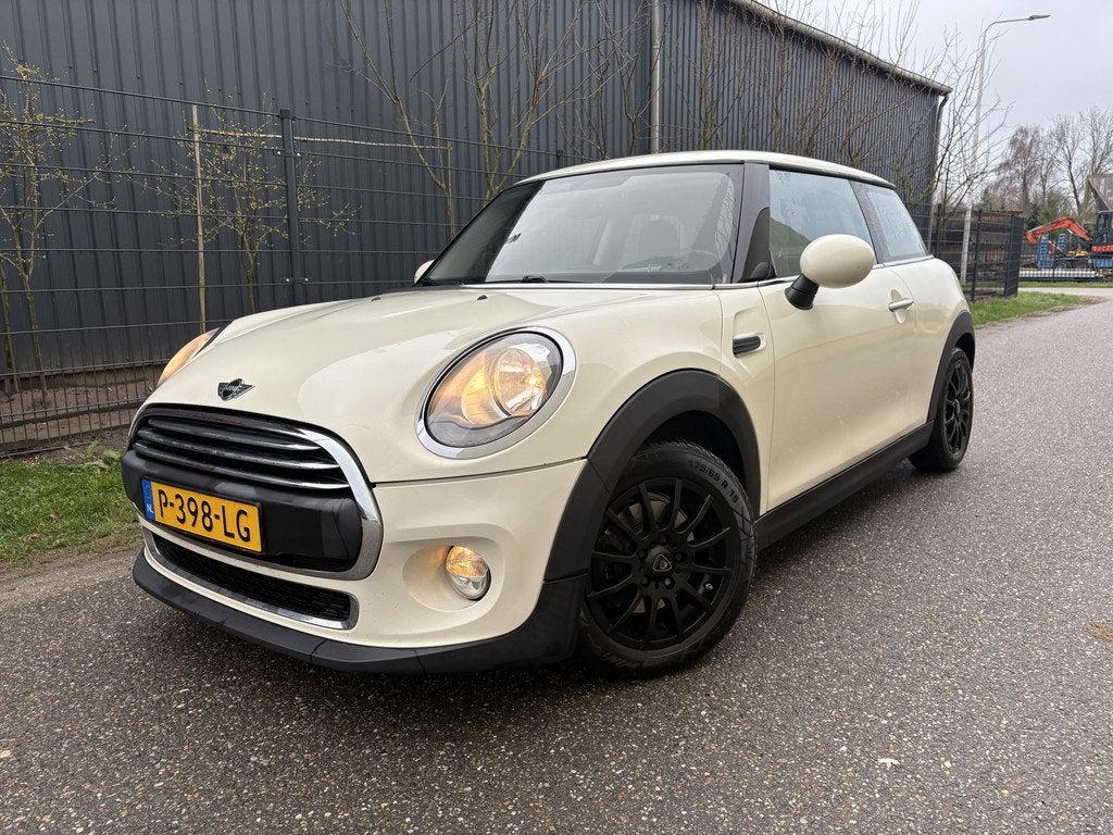 MINI Mini 1.5 One D Business / AIRCO (bj 2014), Auto's, Mini, Bedrijf, Te koop, One, ABS, Airbags, Airconditioning, Alarm, Bluetooth