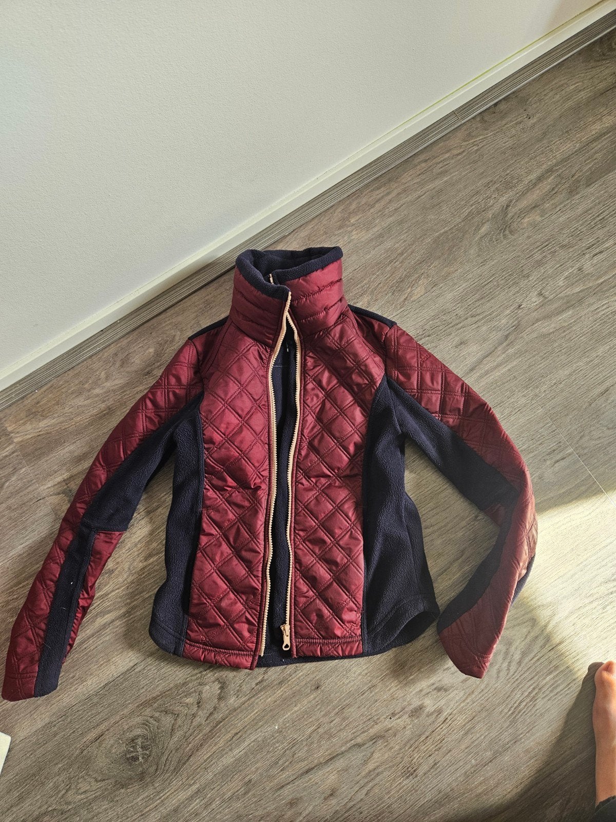 Fouganza gewatteerd vest maat 10-11 jaar, Fouganza, Ophalen of Verzenden, Zo goed als nieuw, Bovenkleding