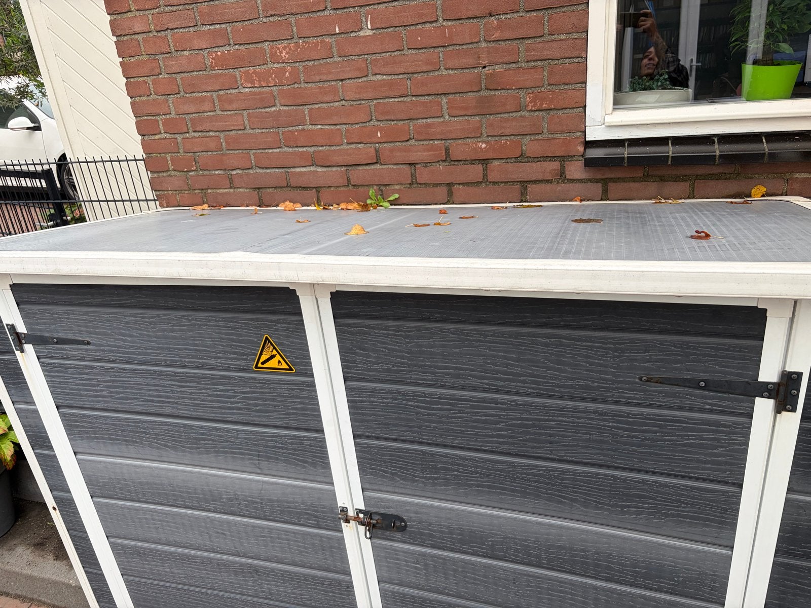 Compact tuinschuurtje voor kussens en tuinspullen, Ophalen, Gebruikt, Kunststof, Overige typen