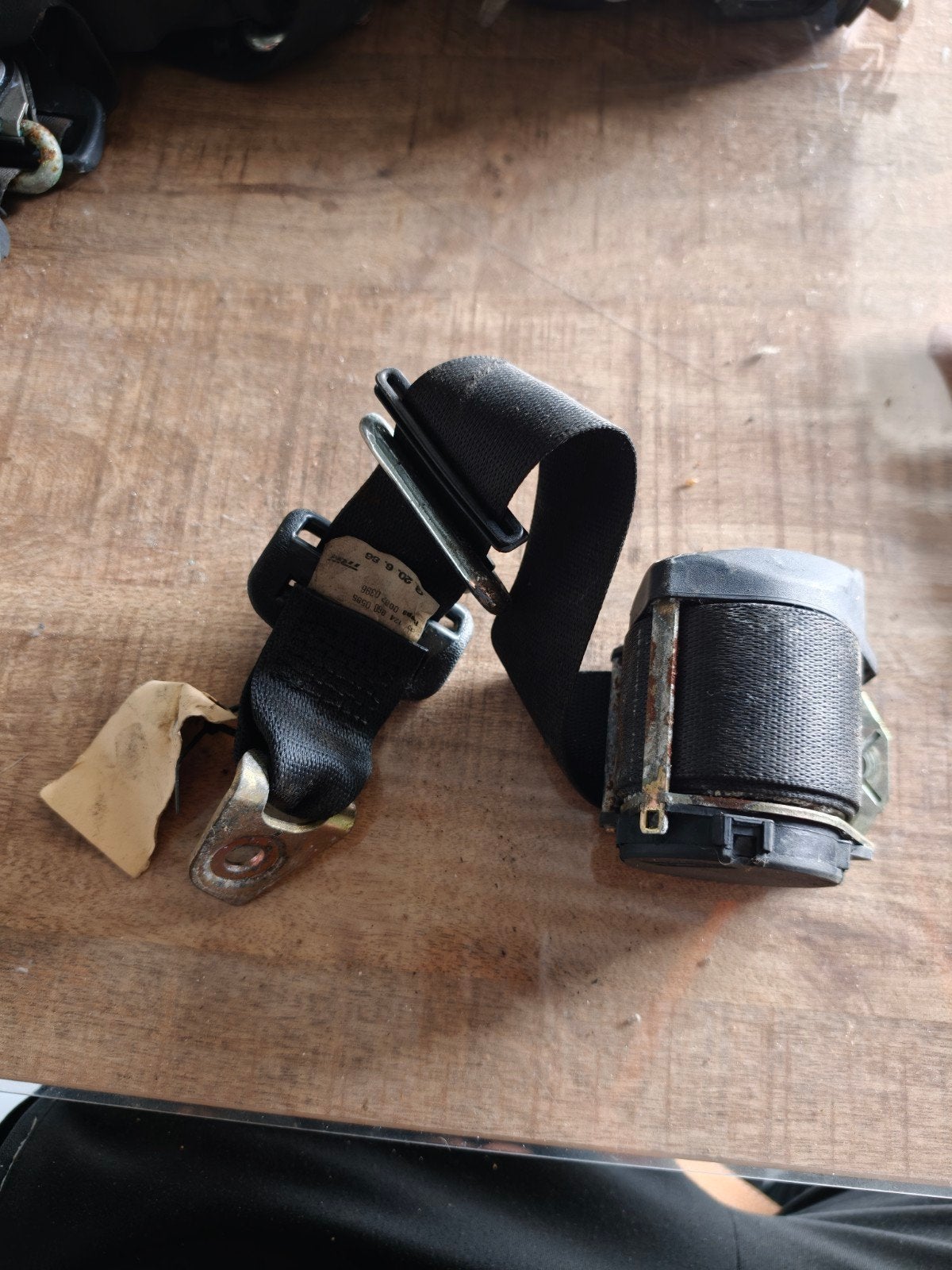 Mercedes W124 W126 W201 veiligheidsgordel achter links/recht, Ophalen of Verzenden, Gebruikt, Mercedes-Benz