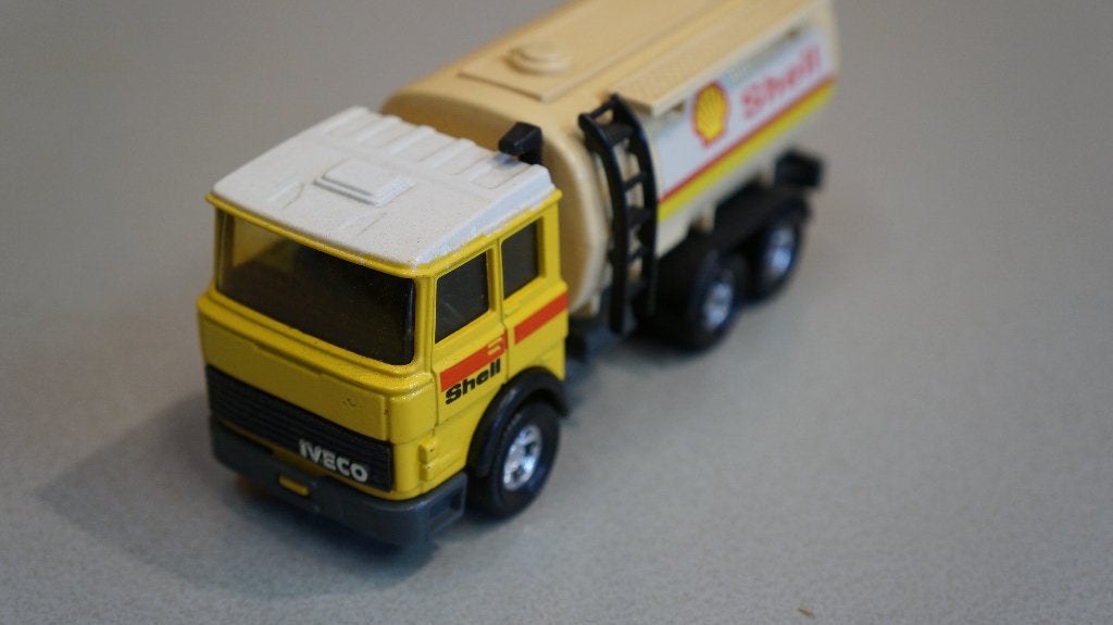 Matchbox superkings K-109 Petrol tanker, Hobby en Vrije tijd, Modelauto's | 1:50, Ophalen of Verzenden, Zo goed als nieuw, Auto