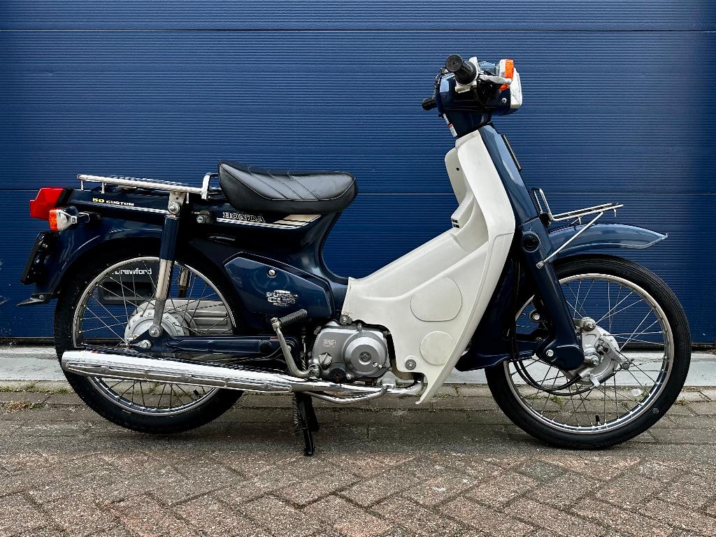 Honda C50 Super Cub Custom | 2000 | NL Kenteken | 10.012km, Fietsen en Brommers, Brommers | Honda, Ophalen, Gebruikt, Overige modellen