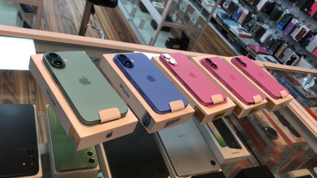 iphone 16  / iphone 16  / iphone 17e   reparatie, Ophalen of Verzenden, Nieuw, Overige typen
