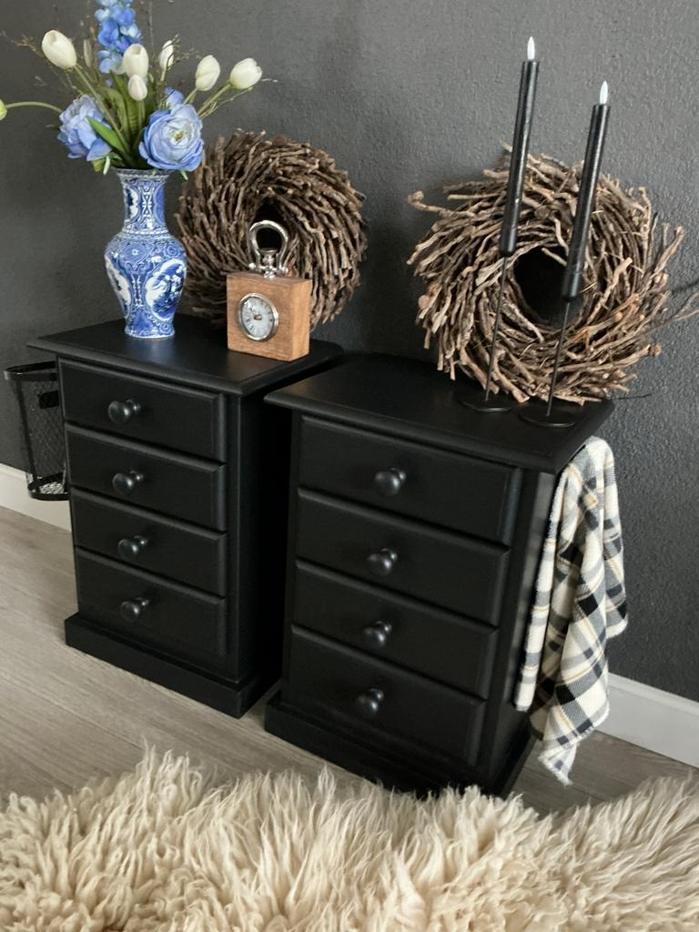 Nachtkastjes Ladekastjes Black en Wood, Ophalen of Verzenden, Zo goed als nieuw