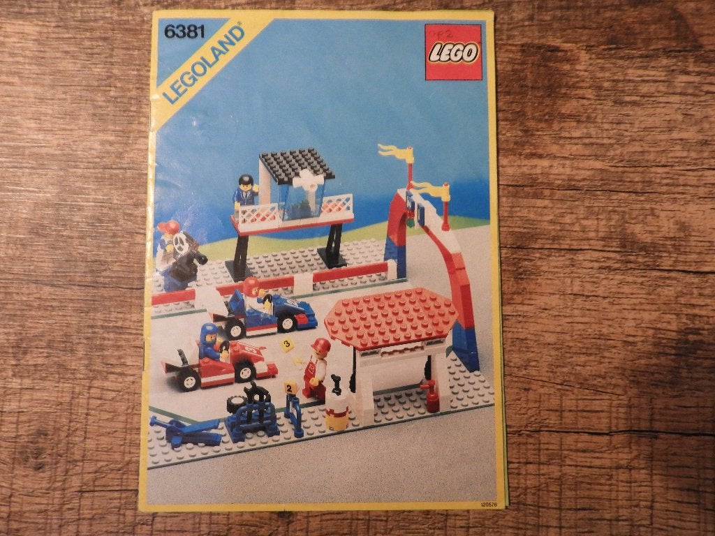 Lego 6381 Vintage Motor Speedway, Gebruikt, Lego, Ophalen of Verzenden, Complete set