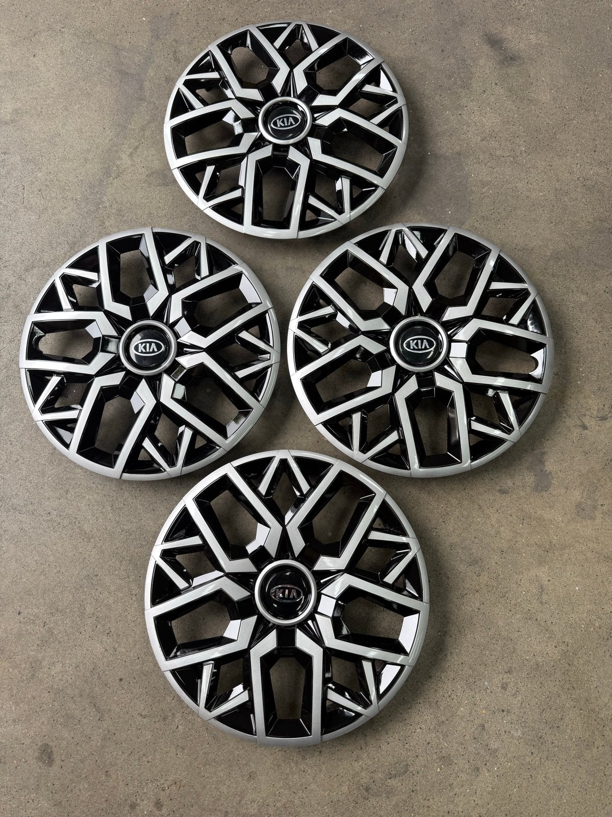 Set van 4 Kia Wieldoppen 14 inch - Onbeschadigd, Auto diversen, Ophalen of Verzenden, Zo goed als nieuw