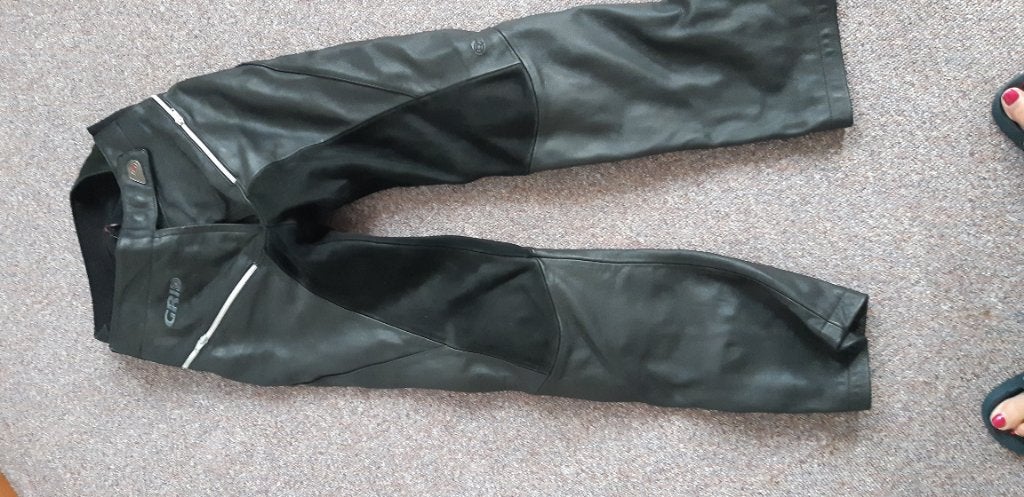 Te koop motorbroek, Motoren, Kleding | Motorkleding, Ophalen, Broek | leer, GRID, Dames
