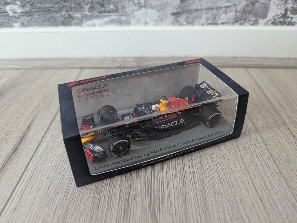 Max Verstappen: Saudi Arabian GP 2022 - Spark S8524, Ophalen of Verzenden, Nieuw, Auto, Overige merken