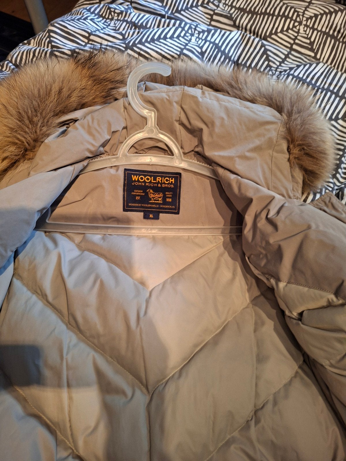 woolrich jas beige, Ophalen of Verzenden, Zo goed als nieuw, Beige