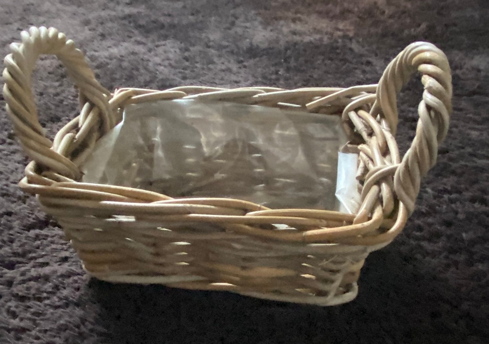 Rieten mand 25x18x12cm hoog, nieuw, Mand, Nieuw, Ophalen of Verzenden, Riet
