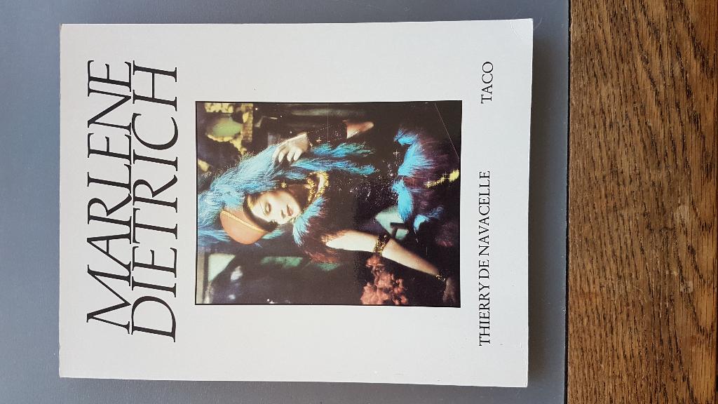 Marlene Dietrich, door Thierry de Navacelle., Ophalen of Verzenden, Gebruikt, Boek, Tijdschrift of Artikel