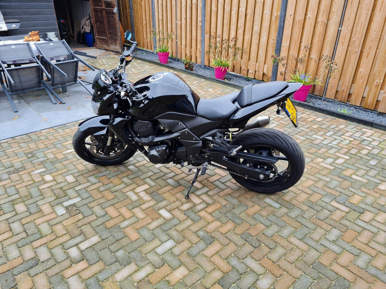 kawasaki Z750 black on black 2008, Motoren, Ophalen, Gebruikt