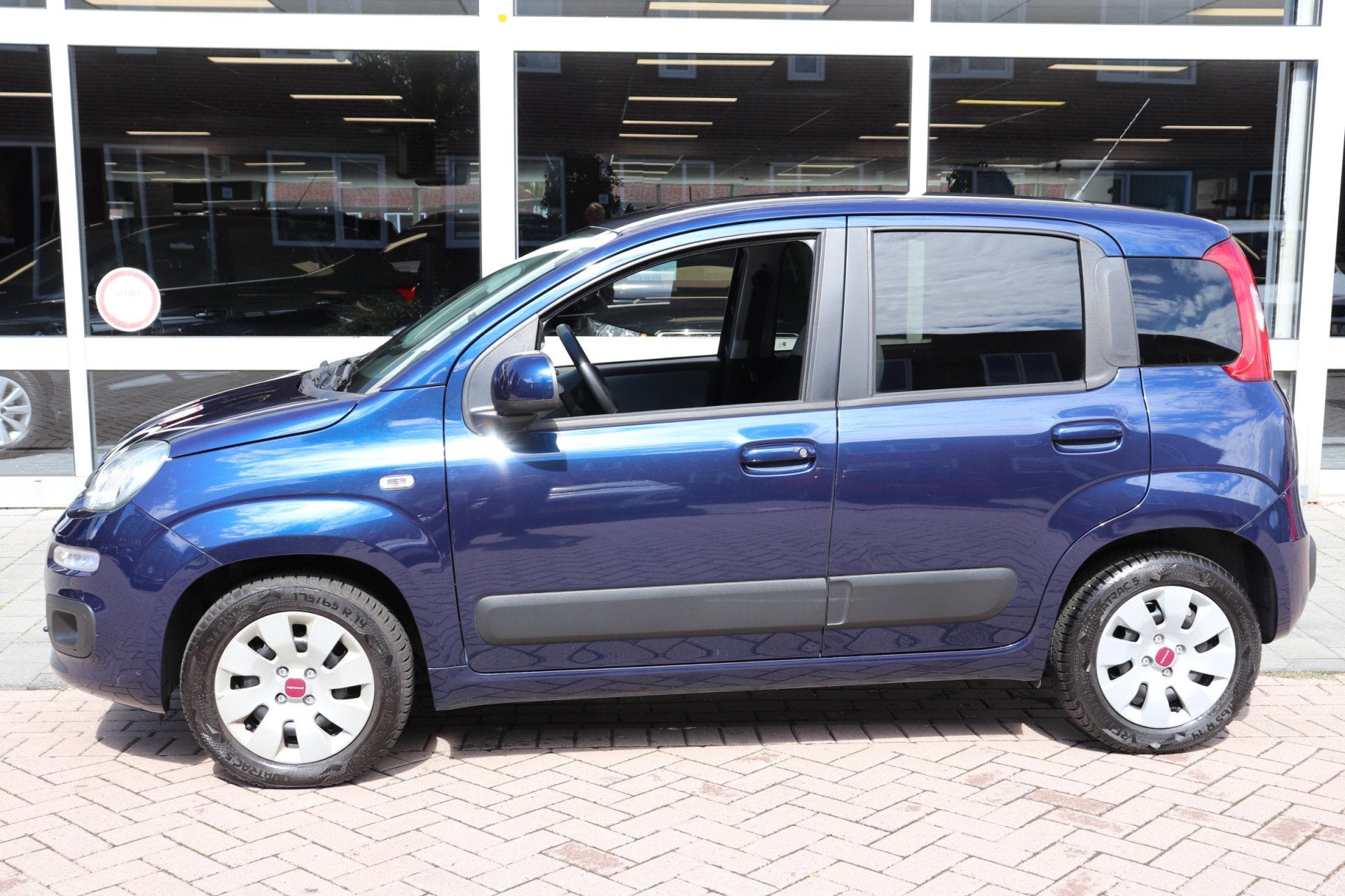 Fiat Panda 0.9 TwinAir Lounge Nette auto, goed onderhouden., Stof, Gebruikt, Panda, Origineel Nederlands